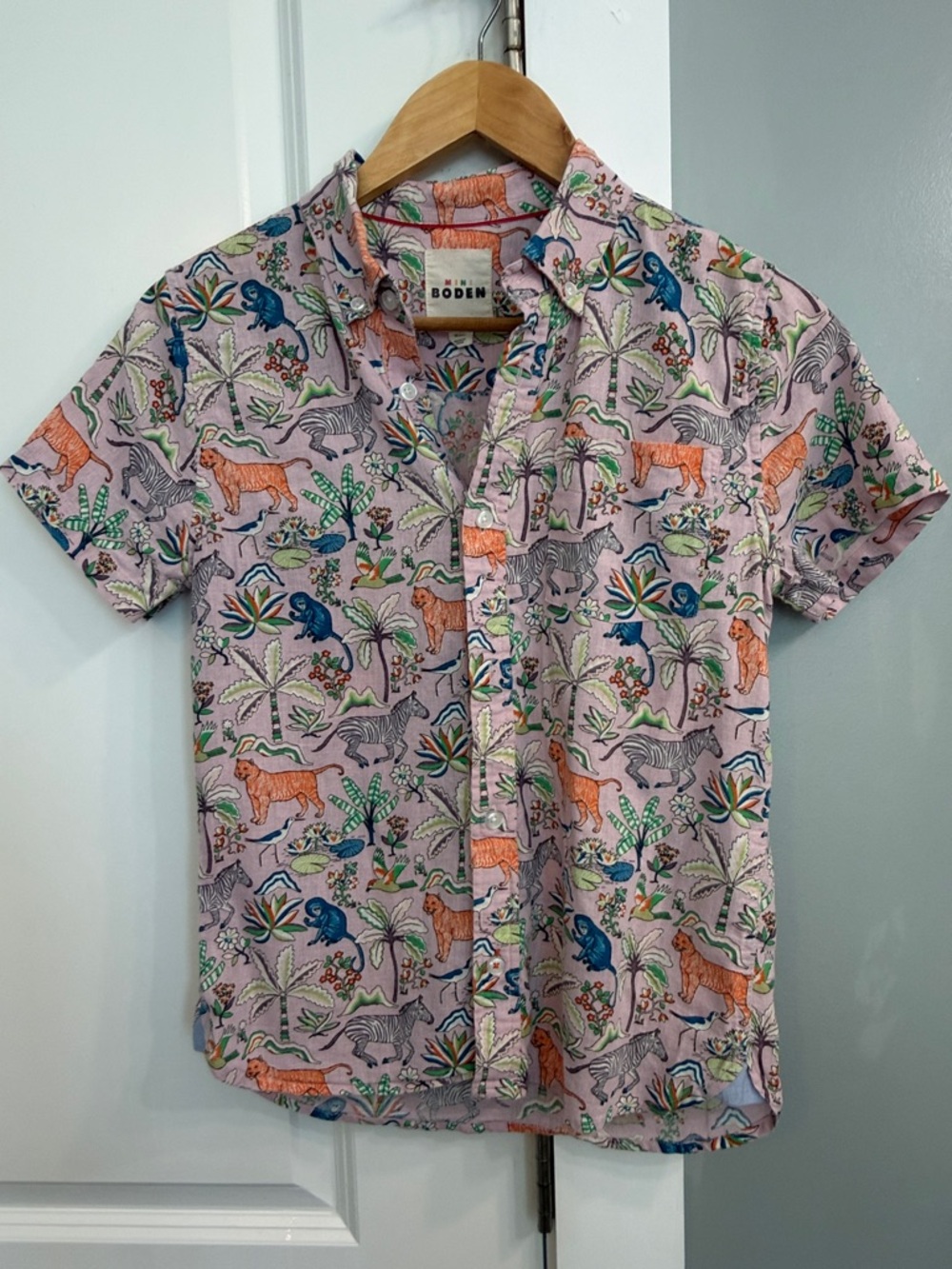 Mini Boden boys 11 12 Pink Short-Sleeve linen Button-Down in Jungle Print LN